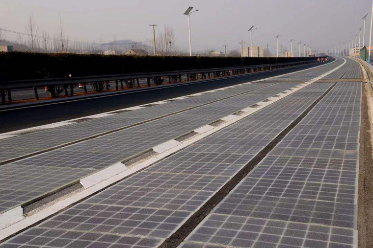 光伏高速公路原理，電動(dòng)汽車在光伏高速上怎樣充電