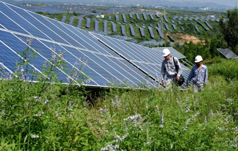 光伏電站巡檢危險(xiǎn)嗎，光伏電站匯流箱巡檢方法注意事項(xiàng)